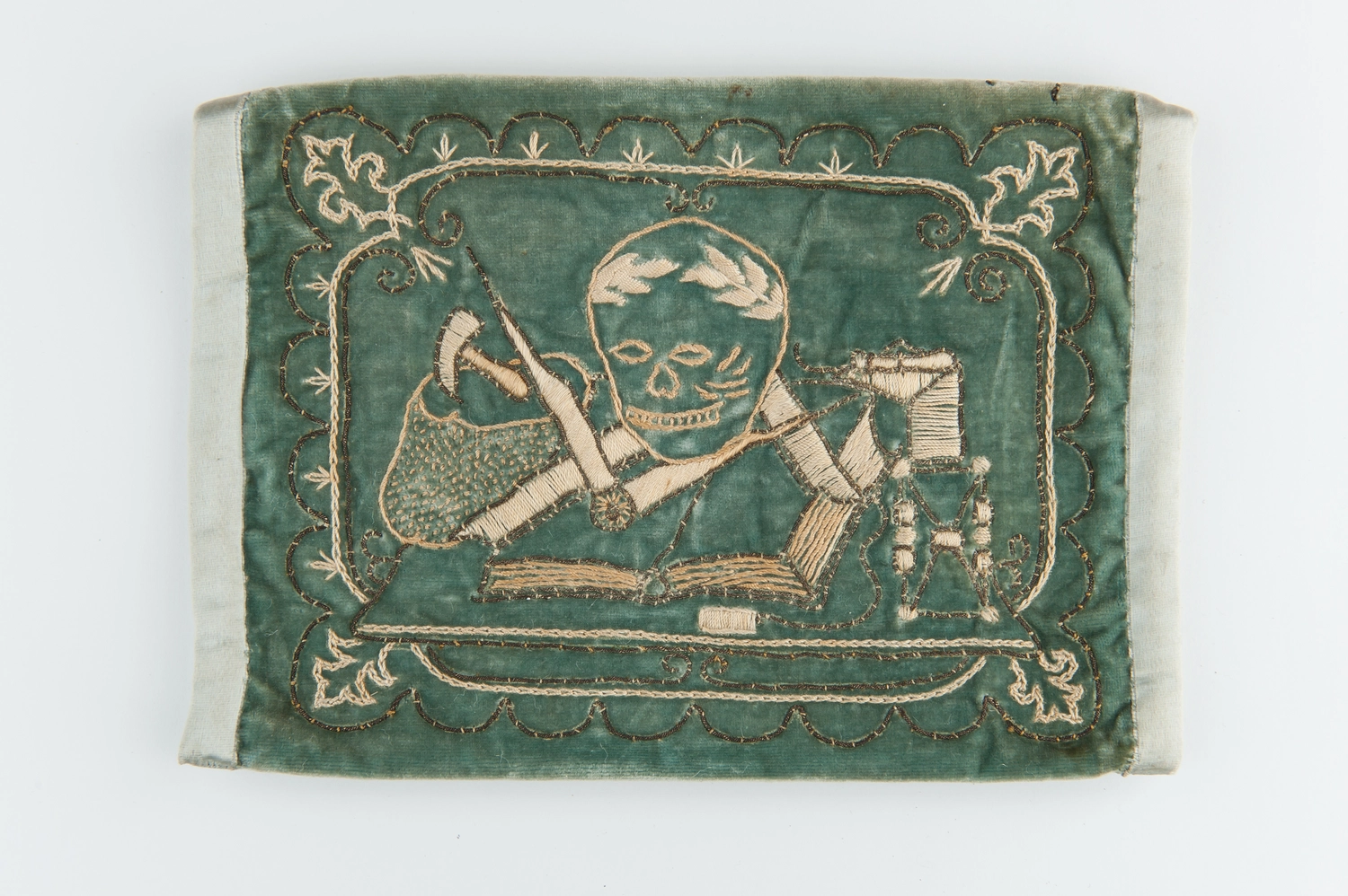 Mutabor ad Lucem - Verein für Freimaurerei - Piratenflagge